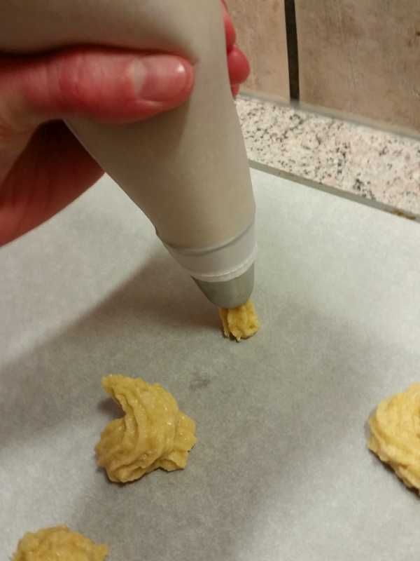 Kitchencraft Spritzbeutel-Set mit 7 Edelstahltüllen – Bild 2