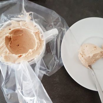 tartufo low carb zuckerfrei Eiscreme Haselnuss-Eis Karamell