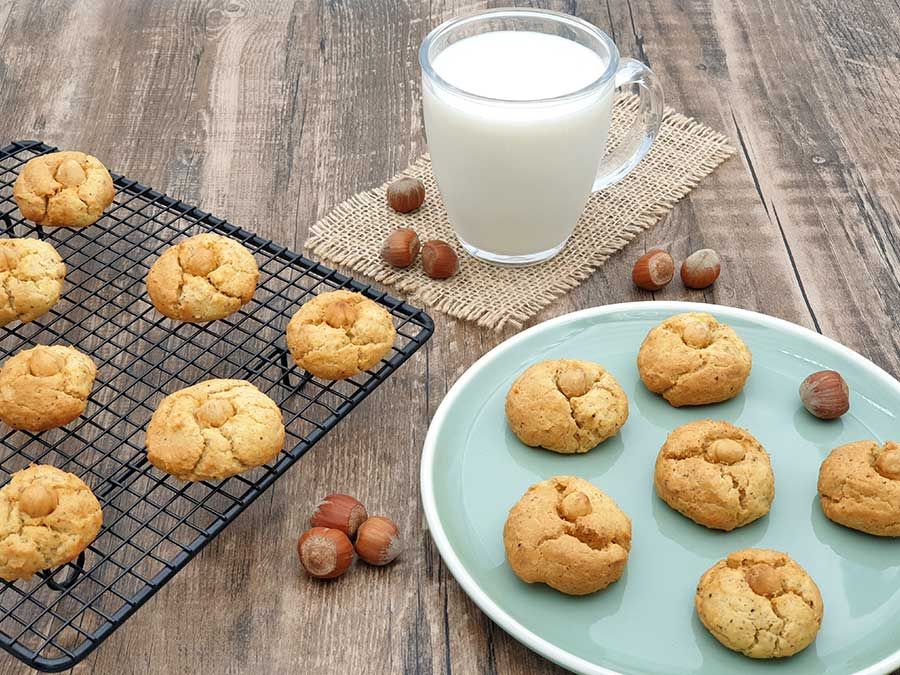 067-01_Weihnachtszauber-NUSSPLAETZCHEN-low-carb-glutenfrei-Kekse-Xmas-zuckerfrei