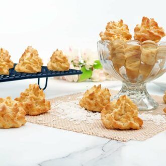 069-01_Weihnachtszauber-KOKOSMAKRONEN-low-carb-glutenfrei-keto-sojafrei-zuckerfrei