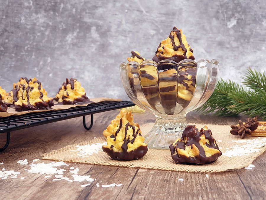 069-01_Weihnachtszauber-KOKOSMAKRONEN-lowcarb-glutenfreie-kekse-Plaetzchen-keto