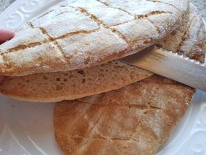 Chili-Con-Carne-im-Fladenbrot-Rezept-low-carb-glutenfrei