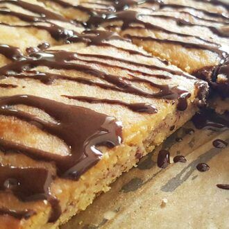 Haselnussfix-low-carb-Nussfuellung-Nussschnitten