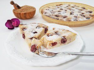 Rezept-Buttermilchkuchen-mit-Kirschen-lowcarb-glutenfrei-zuckerfrei