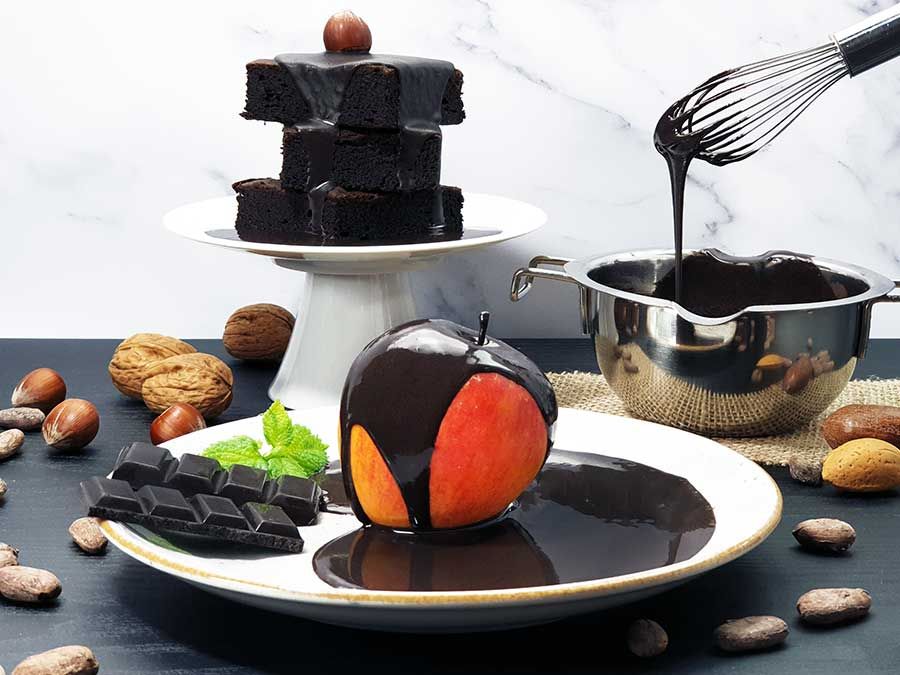 Schokoladenzauber-Schwarze-Sahne-zuckerfrei-low-carb-Schokolade-Pulver-keto