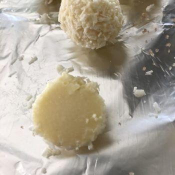 Rezept Kokostrüffel Kokospralinen lowcarb zuckerfrei keto