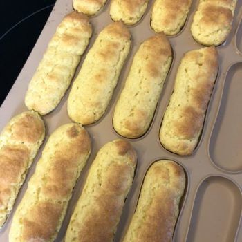 Grundrezept Löffelbiskuit Biskuitstäbchen lowcarb glutenfrei
