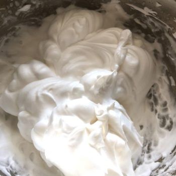 Rezept Johannisbeerkuchen mit Kokos Baiserhaube lowcarb keto kalorienarm