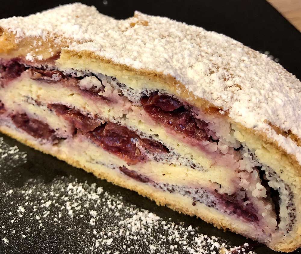Rezept Mohn Kirsch Quark Marzipan Strudel low carb glutenfrei keto