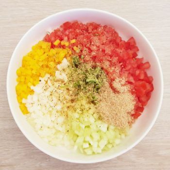 Rezept Grillwurstballs mit Sommer Salsa & Brotchips lowcarb glutenfrei