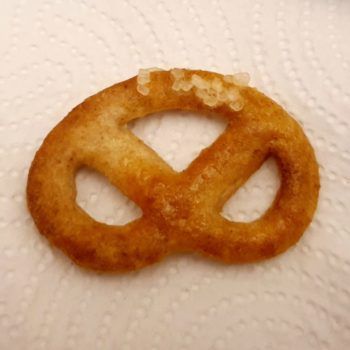 Rezept Knusprige Knabberbrezeln lowcarb glutenfrei keto