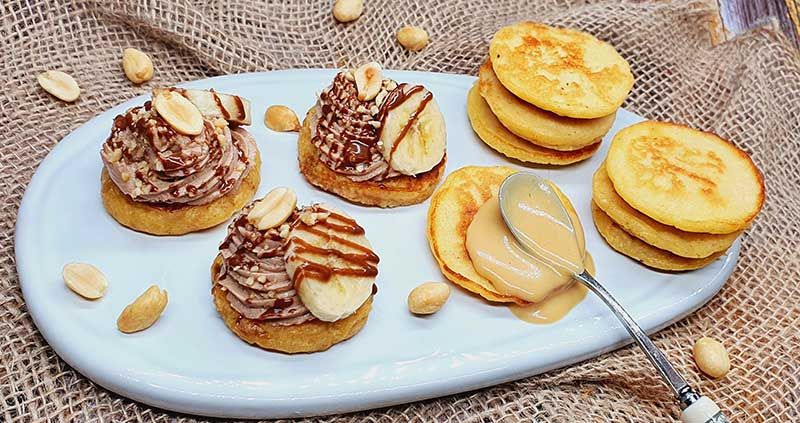 Beispiel Mandel Erdnuss Blini's mit Bananen Erdnusscreme