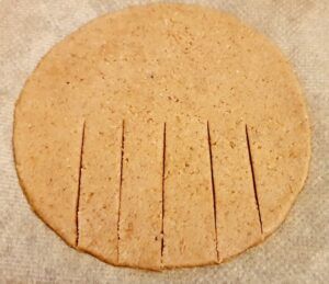 Hörnchen aus Mandelteig mit einer leckeren Füllung aus Rotweinbirnen. Pro Stück nur 5g Kohlenhydrate.