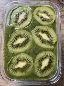 Rezept Kiwi-Weißwein-Joghurt-Kuchenbowl lowcarb glutenfrei