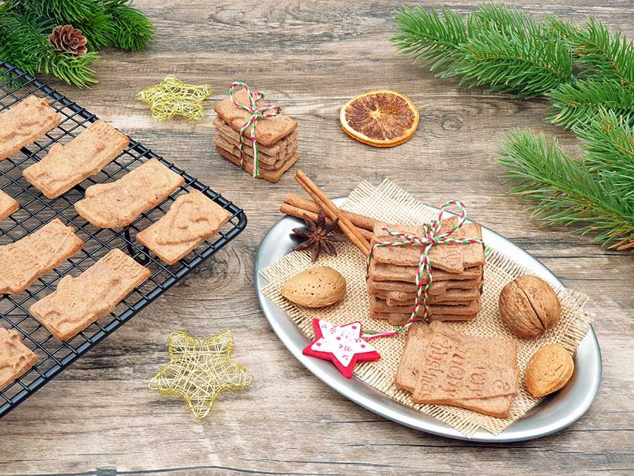 070_Plaetzchenzauber-Spekulatius-low-carb-glutenfrei-keto-backen-Weihnachten