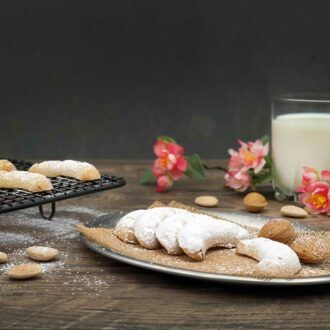 071_Plaetzchenzauber-Backmischung-low-carb-glutenfrei-keto-Vanillekipferl_Kekse_zuckerfrei