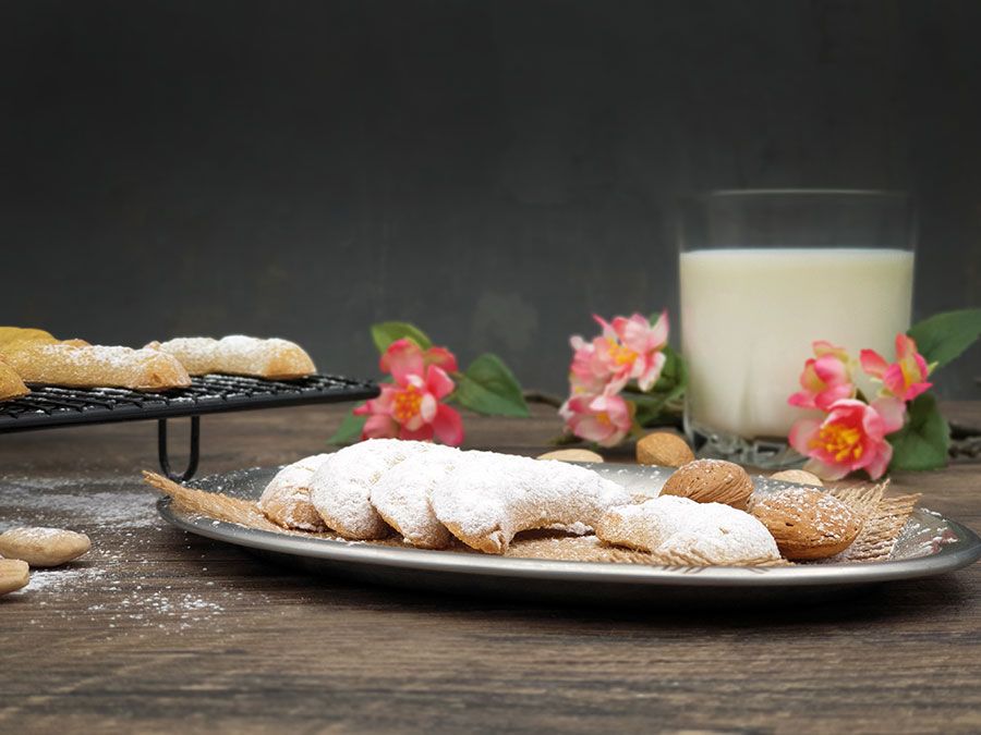 071_Plaetzchenzauber-Backmischung-low-carb-glutenfrei-keto-Vanillekipferl_Kekse_zuckerfrei