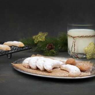 071_Plaetzchenzauber-Backmischung-low-carb-glutenfrei-keto-Vanillekipferl_Kekse_zuckerfrei