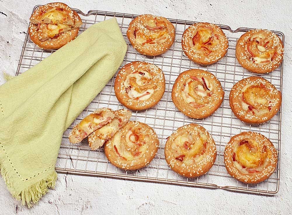 Rezept Mozzarella Speck Schnecken lowcarb keto glutenfrei