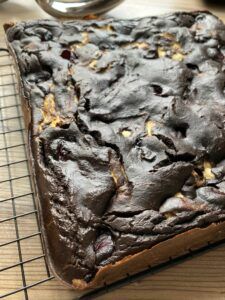 Rezept Brownie-Cheesecake-Kirsch-Schnitte lowcarb kalorienarm glutenfrei keto