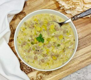 Rezept Hackfleisch Käse Lauch Suppe low carb keto glutenfrei