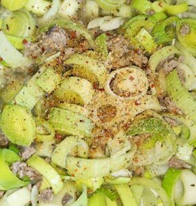 Rezept Hackfleisch Käse Lauch Suppe low carb keto glutenfrei