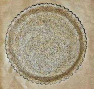 Rezept Mohn Vanille Grießpudding Tarte mit Marillentopping low carb keto glutenfrei