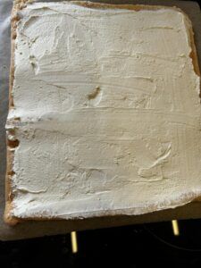 Rezept Biskuitrolle mit Erdbeer-Mascarpone-Füllung low-carb keto glutenfrei